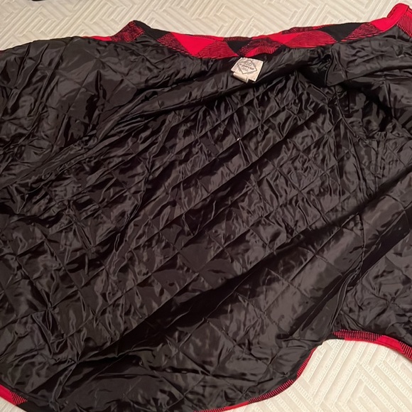 NWT St. John’s Bay lightweight plaid jacket/shirt L. - Picture 3 of 5